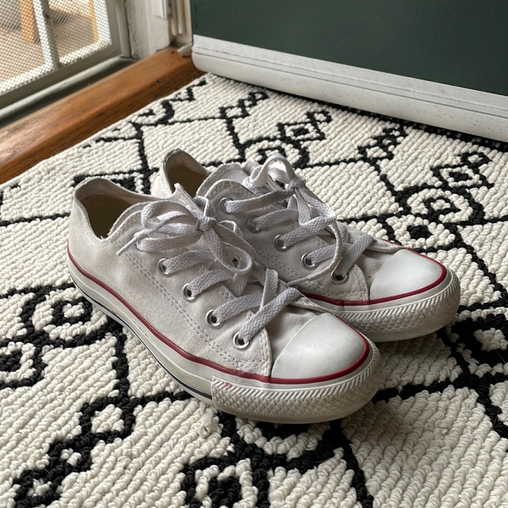 Converse all star low tops
